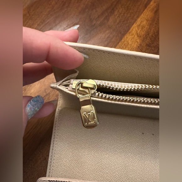 Louis Vuitton Damier Azur Alexandra Wallet - Picture 15 of 16